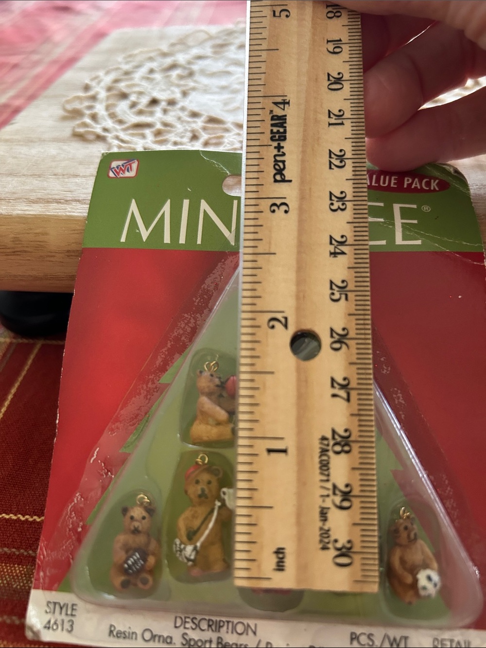 Mini Tree Vintage Resin Ornaments Sport Bears Style #4613 9 Piece Value Pack New - Picture 4 of 4
